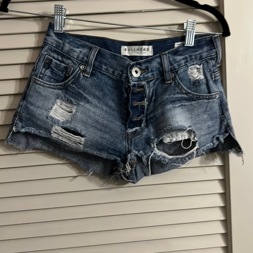 Bullhead jean shorts